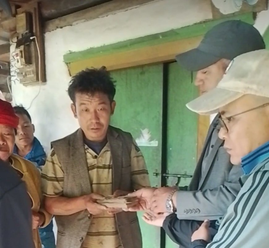 ह्याप्पी इनर्जी प्रा.लिका कार्यकारी अध्यक्ष बिस्टको पहलमा सहिद  कुलुङ को।परिवार लाई आर्थिक सहयोग हस्तान्तरण